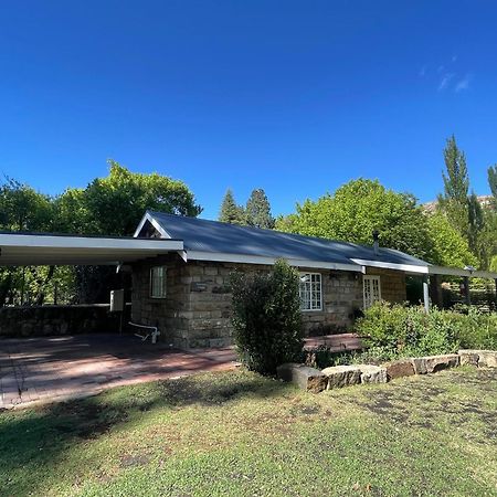 Periwinkle, Grove ,Acorn & Sage Cottages Clarens Extérieur photo