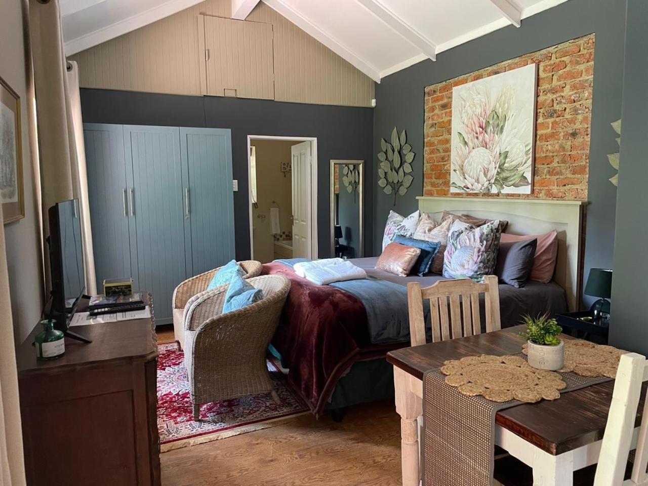Periwinkle, Grove ,Acorn & Sage Cottages Clarens Extérieur photo