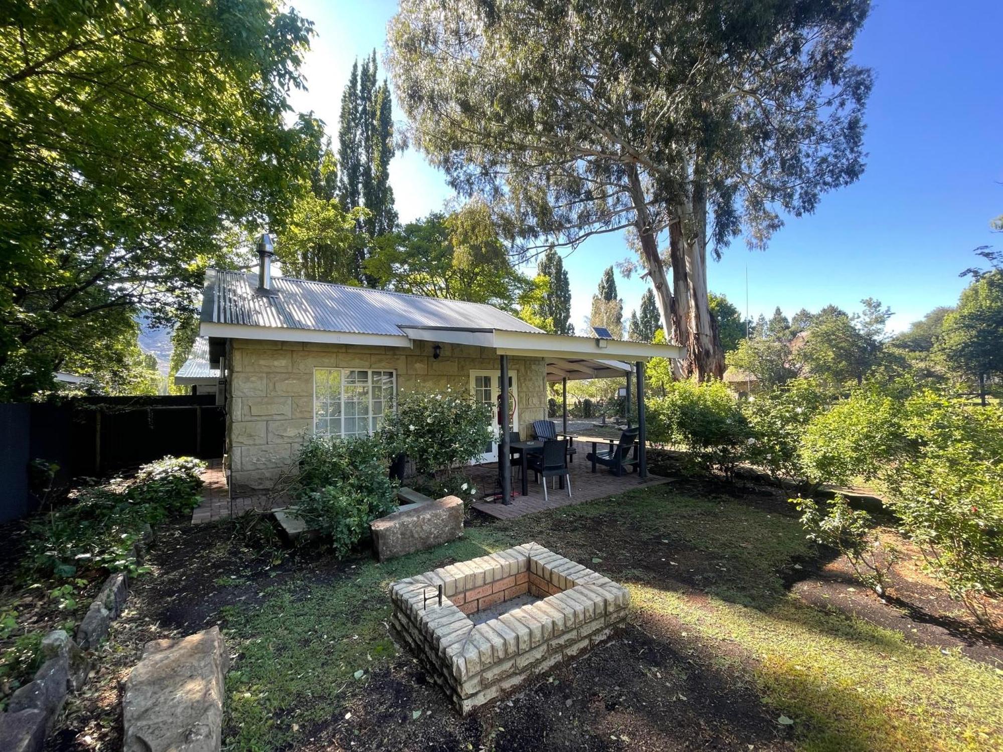 Periwinkle, Grove ,Acorn & Sage Cottages Clarens Extérieur photo