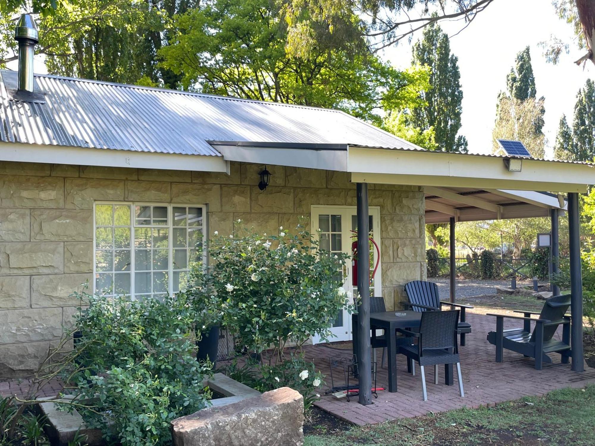 Periwinkle, Grove ,Acorn & Sage Cottages Clarens Extérieur photo